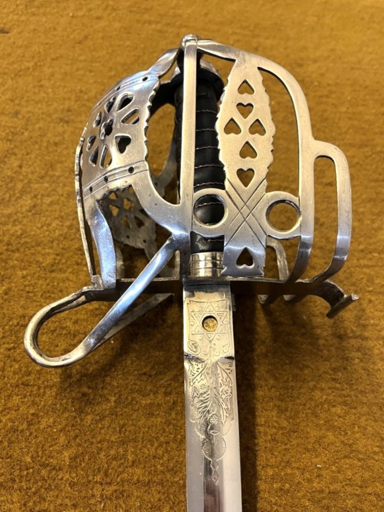 George V 1828 Pattern Scottish Basket Hilt Broadsword and Scabbard