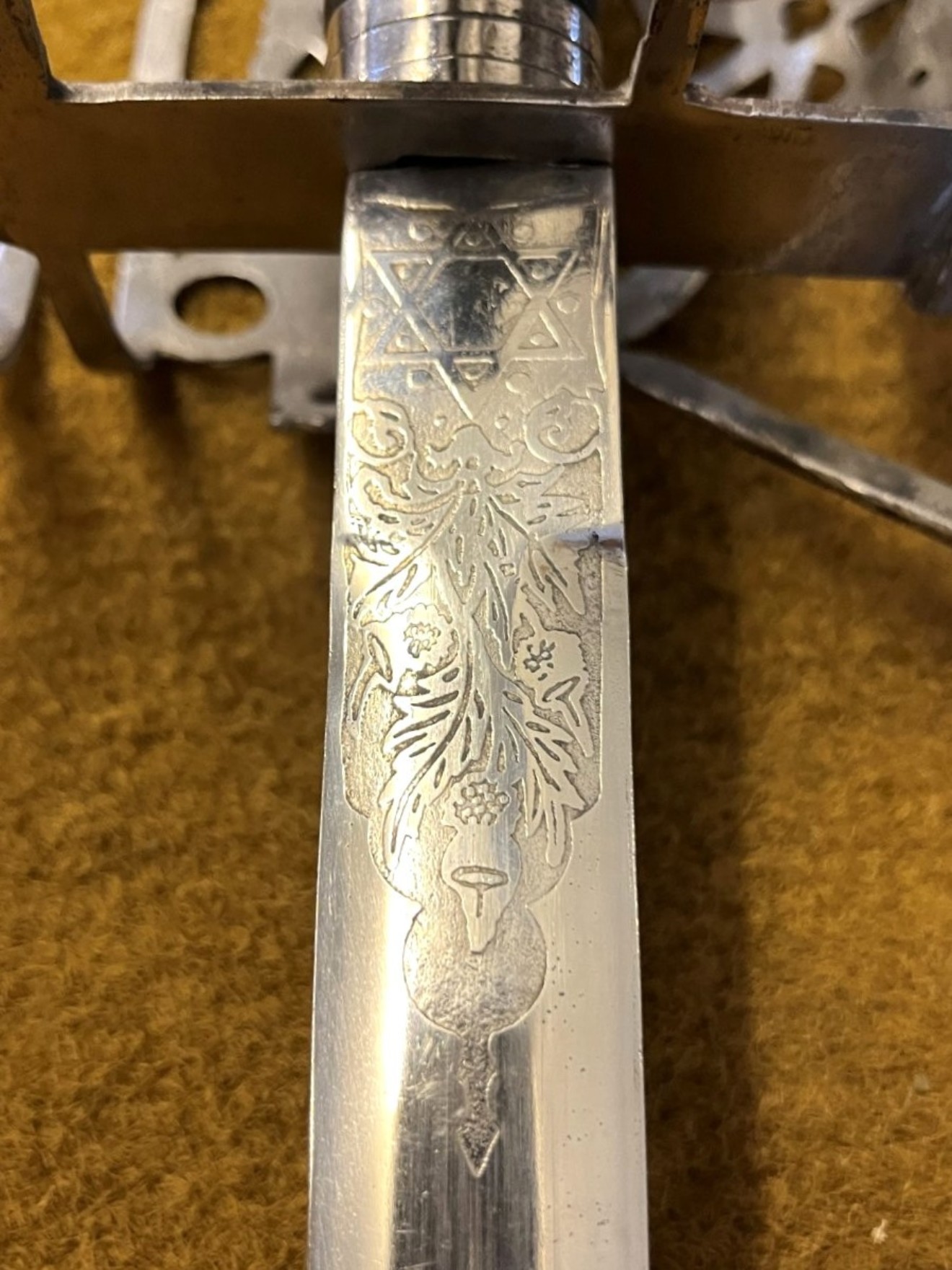 George V 1828 Pattern Scottish Basket Hilt Broadsword and Scabbard