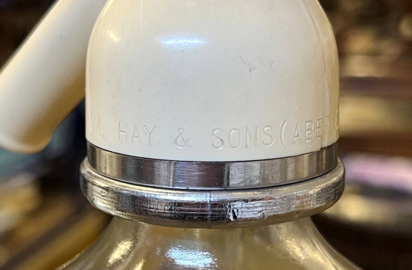 Vintage Wm Hay & Sons Aberdeen Soda Syphon