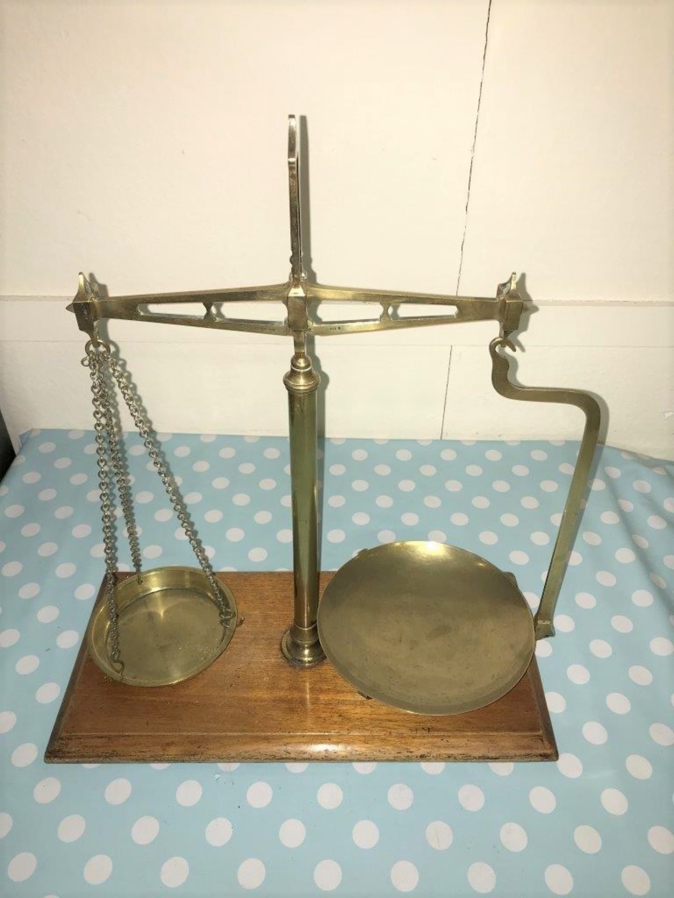 Set of Balance Scales