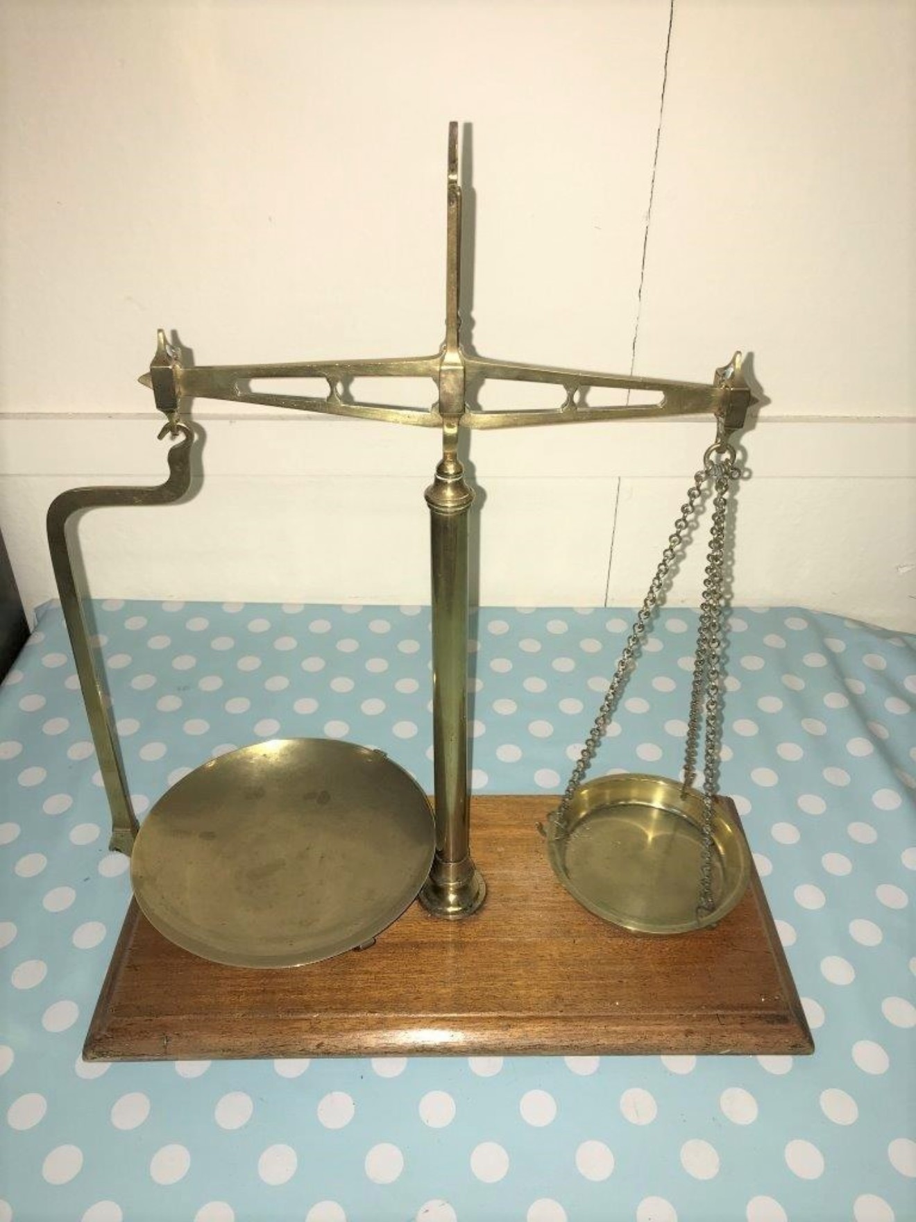 Set of Balance Scales