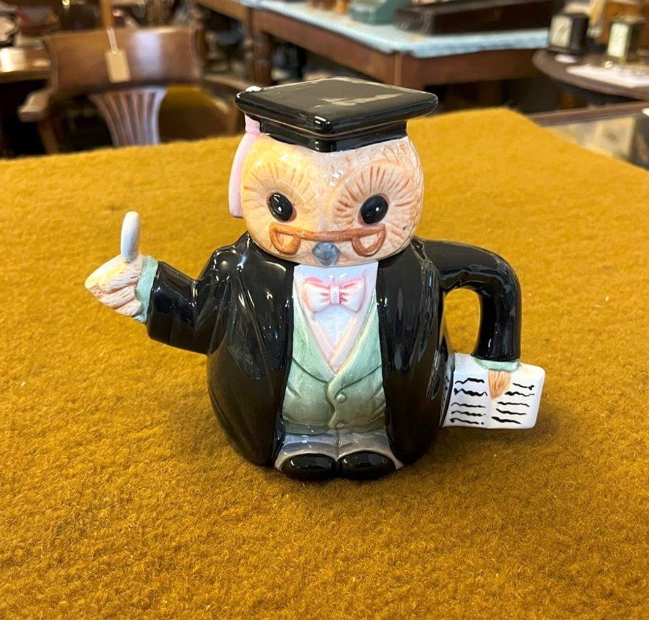 Vintage Leonardo Collection Wise Owl Graduation Decorative Novelty Teapot