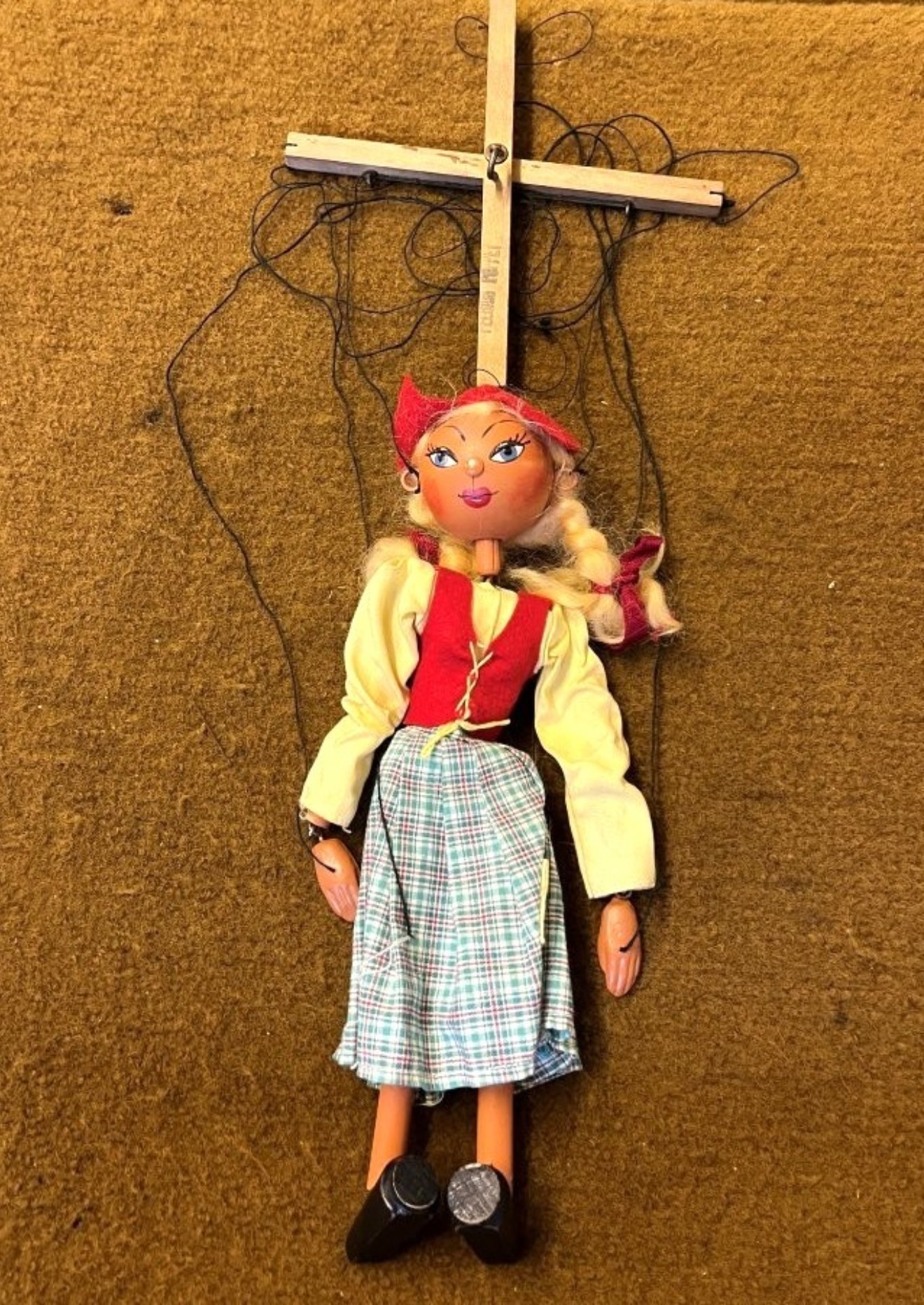 Vintage Dutch Girl Pelham Puppet Marionette Puppet