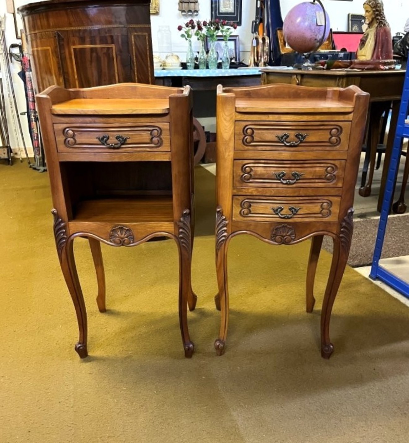 Vintage Pair of French Cherrywood Bedside Table / Nightstands
