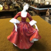 Vintage Royal Doulton Figurine "Stephanie" HN2811