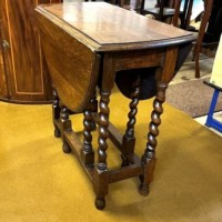 Antique Dark Oak Oval Gate Leg Table with Barley Twist Legs