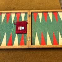 Vintage Backgammon / Draughts Set in Wooden Case