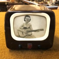 Rare Vintage Bakelite Philips Hologram TV Music Box / Trinket Box