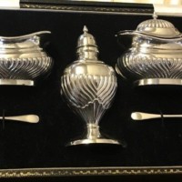 Vintage Cased Sterling Silver Cruet Set