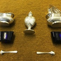 Vintage Cased Sterling Silver Cruet Set