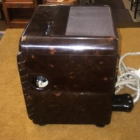 VEB Zeiss Ikon 8mm Film Projector Model P8 in Brown Bakelite Case