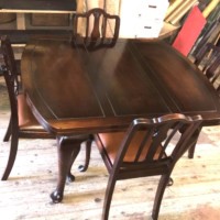 Vintage Queen Anne Style Mahogany Dining Table Set