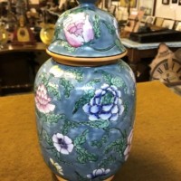 Vintage Chinese Temple Jar Floral Pattern