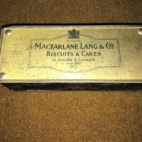 Faux Burr Walnut Biscuit / Card Tin