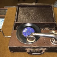 Vintage Portable 45 RPM Gramophone In Faux Alligator Skin Case