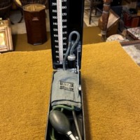 Vintage Accoson Sphygmomanometer Blood Pressure Gauge