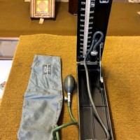 Vintage Accoson Sphygmomanometer Blood Pressure Gauge