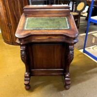 Vintage Mahogany Davenport Desk with Writing Surface