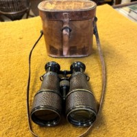 WW1 Military Binoculars by Colmont Paris in Leather Case Stamped 19 HLI for 19th Volunteer Battalion Highland Light Infantry