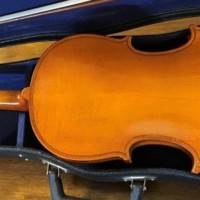 Vintage Violin with P.H. London Bow and Hard Case ﻿Skylark Brand Model MV-005