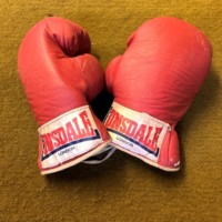 Vintage Boys Lonsdale London Laced Boxing Gloves