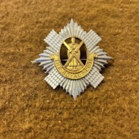 Vintage The Royal Scots Cap Badge