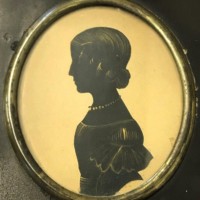 19th Century Portrait Silhouette of a Lady with Highlights Picked Out in Gold