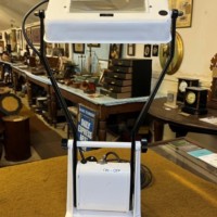 Vintage I.V.A. Engineering Co Ltd Industrial Magnifying Lamp Model GP 220 Volts