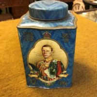 Vintage King Edward VIII Tea / Toffee Tin