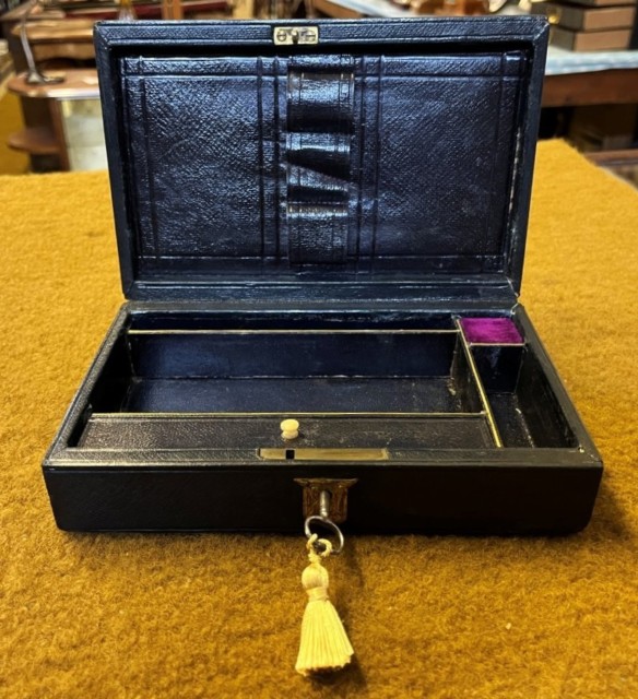 Antique Leather Bound Jewellery / Etui Box