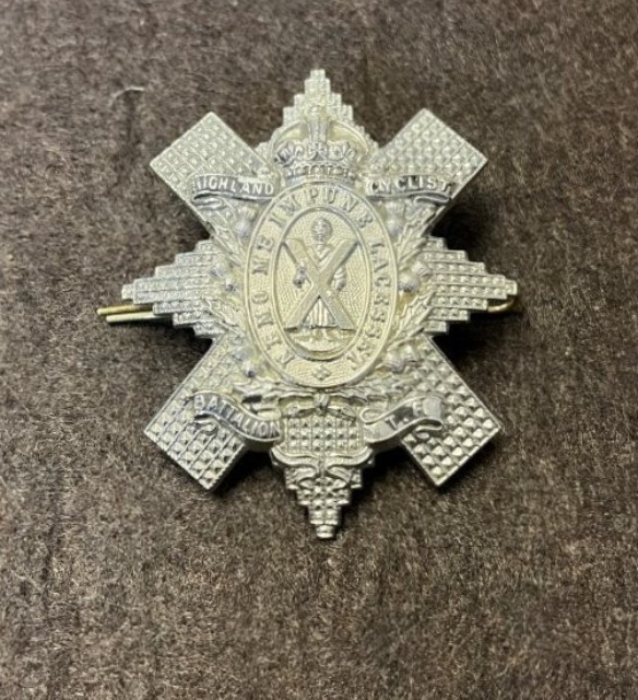 Vintage Kings Own Scottish Borderers Cap Badge