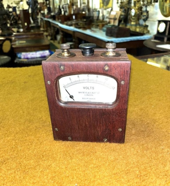 Vintage Wooden Cased Voltmeter White Elec Inst Co London