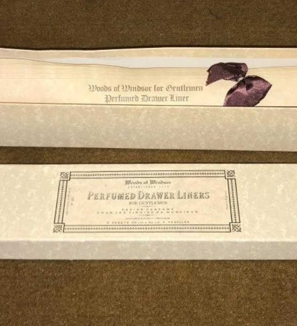 Woods of Windsor Perfumed Drawer Liners Box of 6