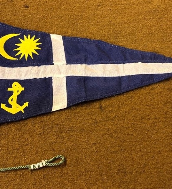Vintage Royal Selngor Yacht Club (Malaysia) Pennant with Rope and Toggle