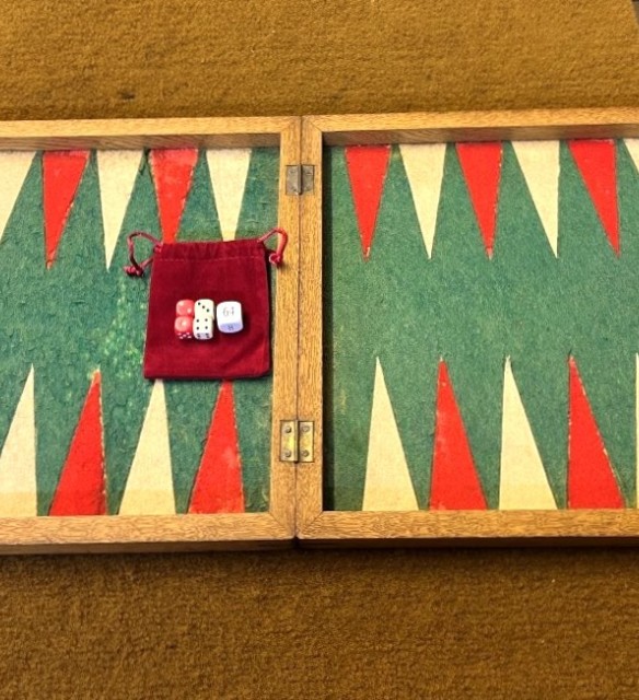 Vintage Backgammon / Draughts Set in Wooden Case
