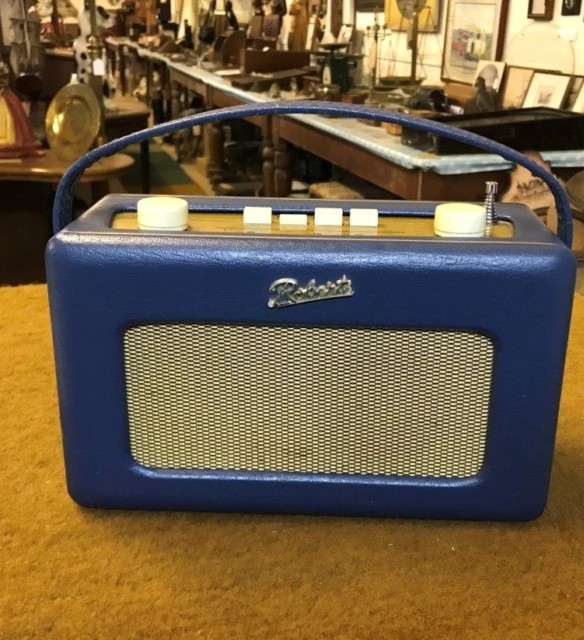 Vintage Roberts Revival R250 Portable Radio Blue Rexene Cover