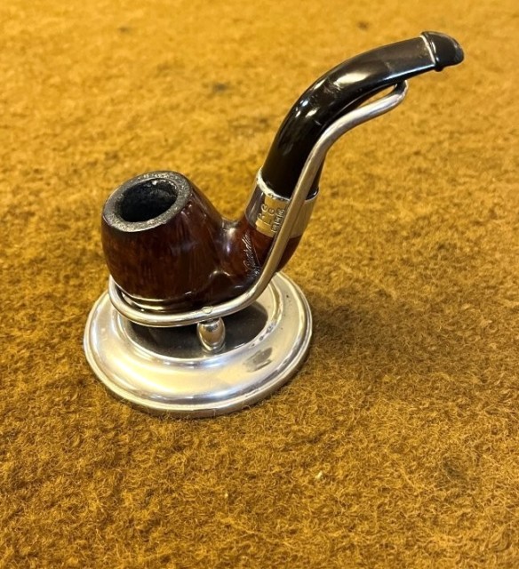 Vintage Briar Pipe The Guardian Silver Plated Mount marked RG over LG and RDB in Italics