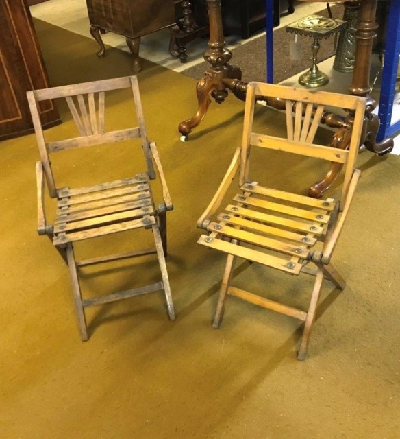 Vintage Pair of Reguitti Brothers Style Child's / Doll's Folding Chairs
