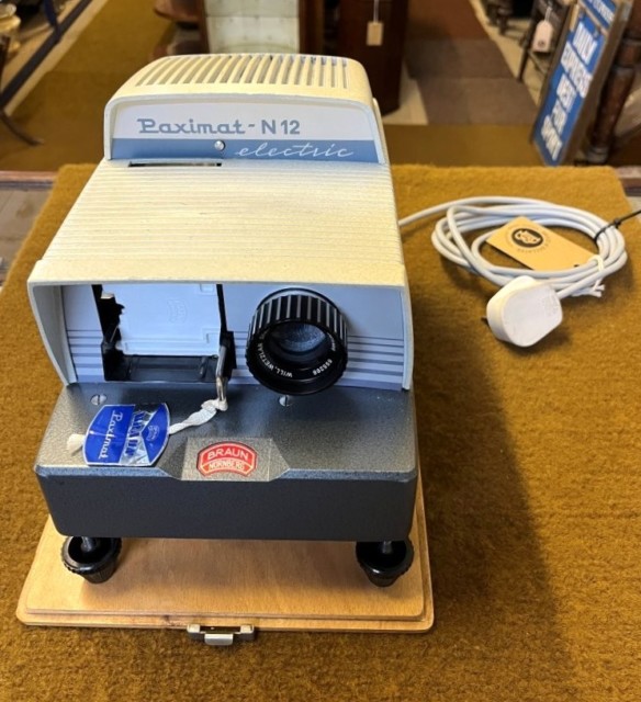 Vintage Braun Nornberg Paximat N12 Slide Projector with Carry Case