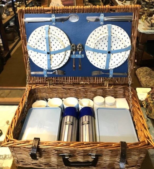 Vintage Wicker Hamper / Picnic Set "The Brexton Collection"