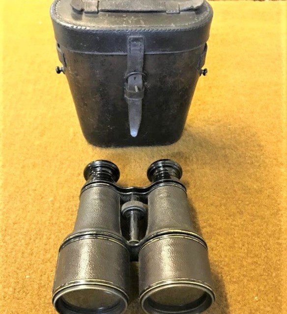 Pair of Binoculars / Galilean Field Glasses