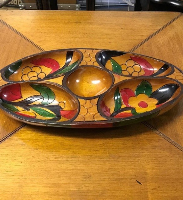 Wooden Painted Hors D'oeuvres Serving Dish