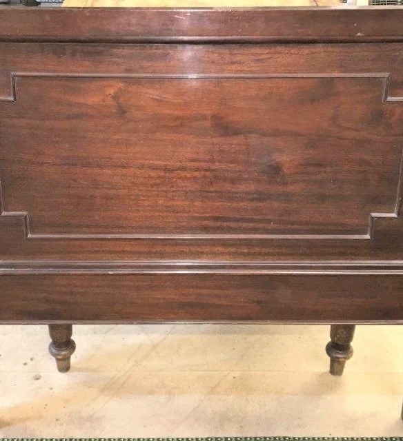 Mahogany Three Quarter Size Bed Ends