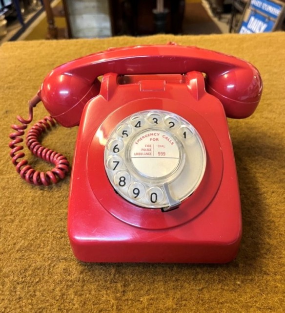 Vintage Red GPO 706F Telephone "Bat Phone"