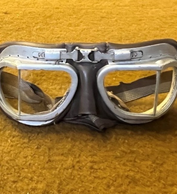 Vintage Stadium Motorcycle / Flying Goggles with Laminated Glasses