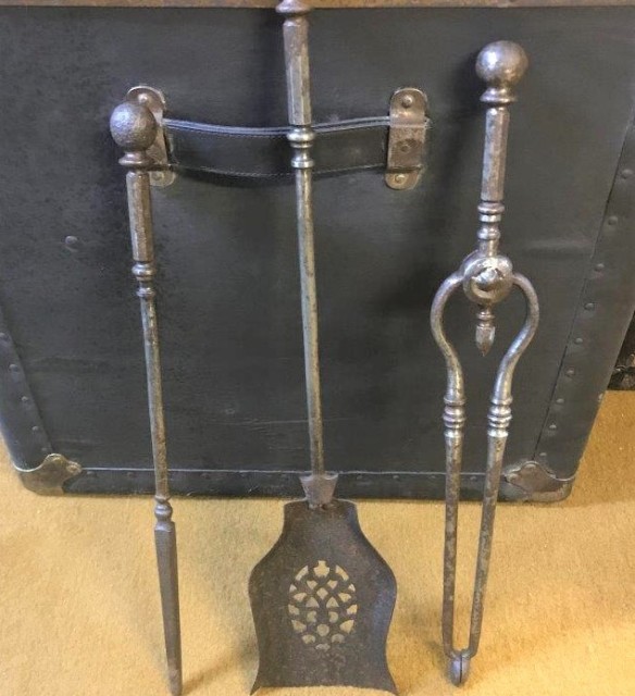 Antique Steel ﻿Fireside Companion Set