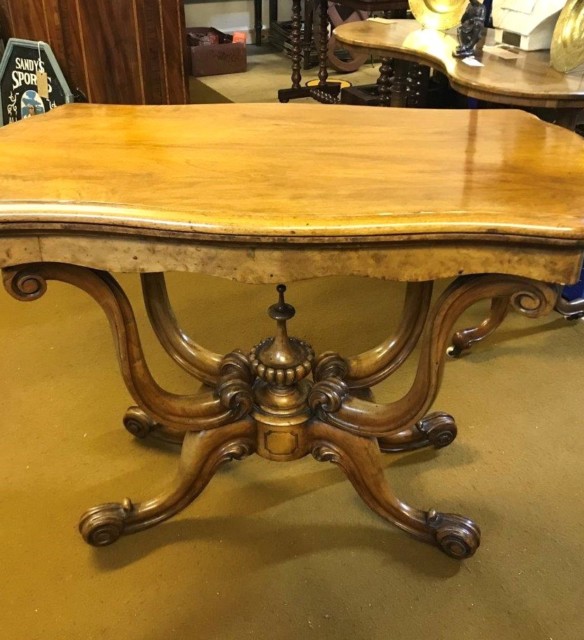 Late Victorian Walnut Folding Cradle Base Gaming Table