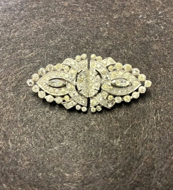Vintage Clipmates Dress Clips / Brooch