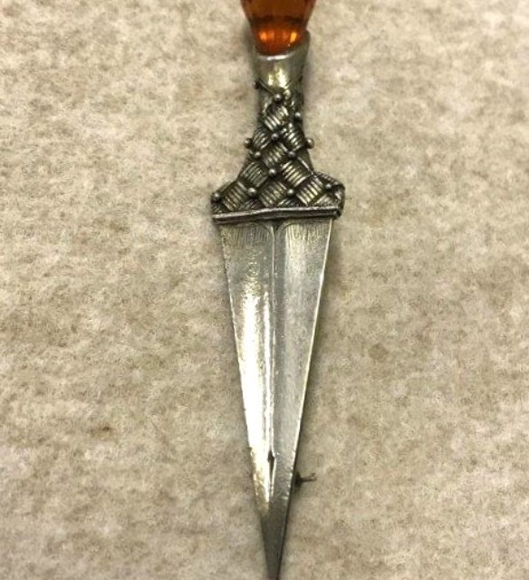 Vintage Miracle Scottish Dirk Brooch / Kilt Pin