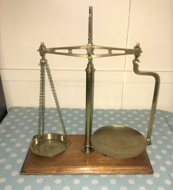 Set of Balance Scales